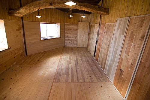 写真：ショールーム内部