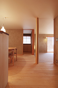 南部赤松（ナンブアカマツ）無垢フローリング　施工写真