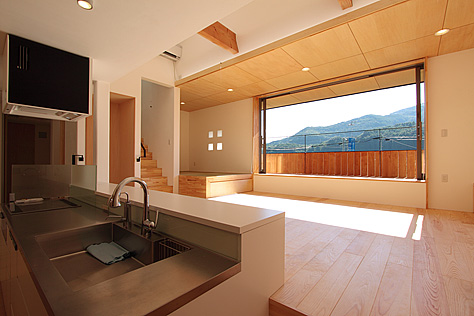 南部赤松（ナンブアカマツ）無垢フローリング　施工写真