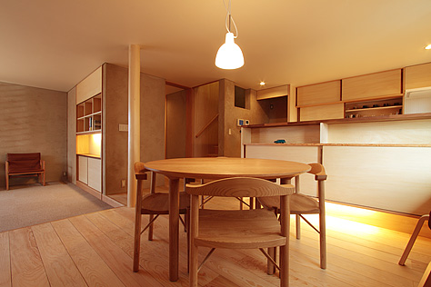 南部赤松（ナンブアカマツ）無垢フローリング　施工写真