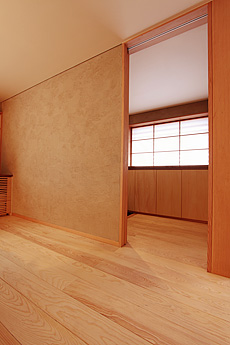 南部赤松（ナンブアカマツ）無垢フローリング　施工写真