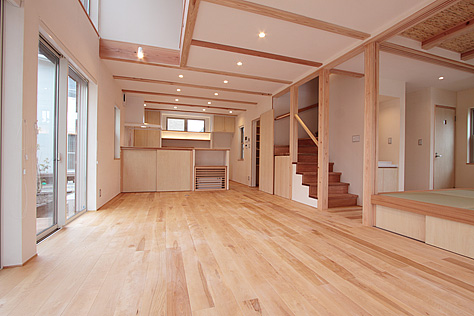 樺（カバ/バーチ）無垢フローリング　施工写真