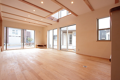 樺（カバ/バーチ）無垢フローリング　施工写真