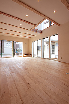 樺（カバ/バーチ）無垢フローリング　施工写真