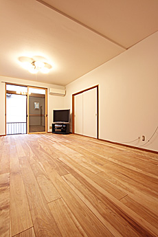 樺（カバ/バーチ）無垢フローリング　施工写真