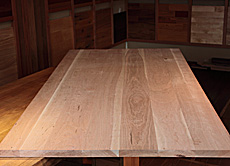 写真：ブラックチェリー　巾ハギ板