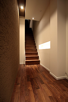 ブラックウォールナット　無垢フローリング　施工写真