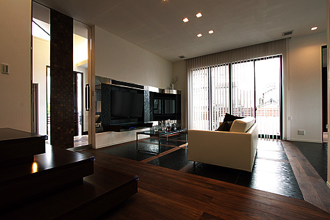 ブラックウォールナット　無垢フローリング　施工写真