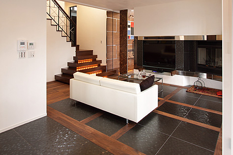 ブラックウォールナット　無垢フローリング　施工写真