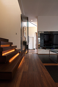 ブラックウォールナット　無垢フローリング　施工写真