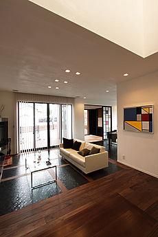 ブラックウォールナット　無垢フローリング　施工写真