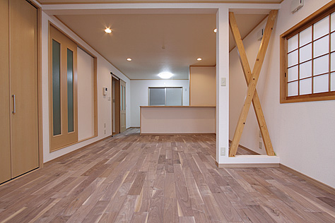 ブラックウォールナット　無垢フローリング　施工写真