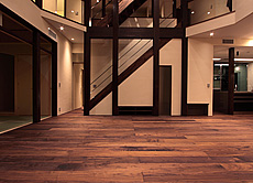 ブラックウォールナット　無垢フローリング　施工写真