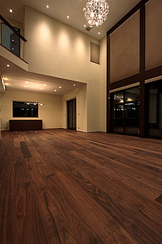 ブラックウォールナット　無垢フローリング　施工写真