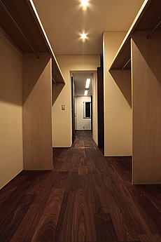 ブラックウォールナット　無垢フローリング　施工写真