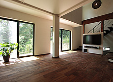 ブラックウォールナット　無垢フローリング　施工写真