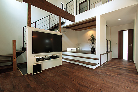 ブラックウォールナット　無垢フローリング　施工写真