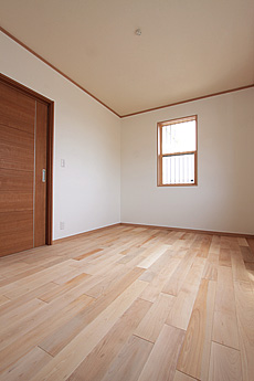 国産　椈（ブナ） 無垢フローリング　施工写真