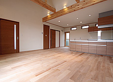 国産　椈（ブナ） 無垢フローリング　施工写真