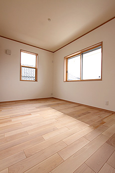 国産　椈（ブナ） 無垢フローリング　施工写真