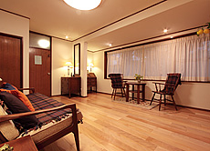 国産　椈（ブナ） 無垢フローリング　施工写真