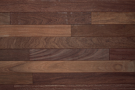 写真：クマル　無垢フローリング