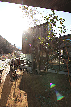 焼杉板（外壁材、杉焼き板）　施工写真