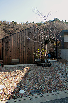 焼杉板（外壁材、杉焼き板）　施工写真