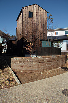 焼杉板（外壁材、杉焼き板）　施工写真