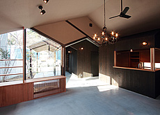 焼杉板（外壁材、杉焼き板）　施工写真