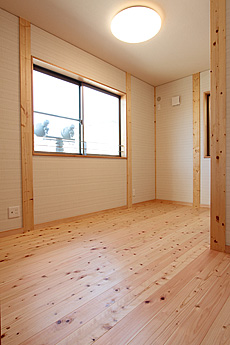 桧（ひのき）無垢フローリング　施工写真