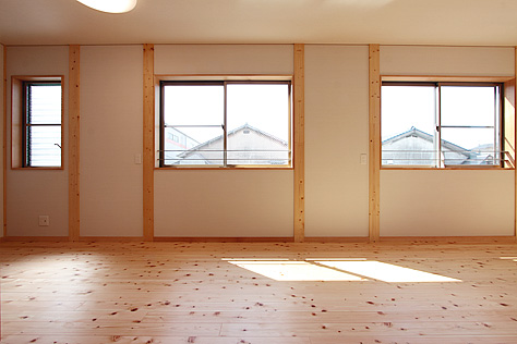 桧（ひのき）無垢フローリング　施工写真