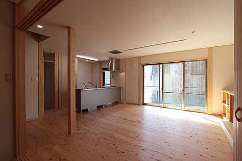 桧（ひのき）無垢フローリング　施工写真