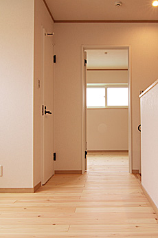 桧（ひのき）無垢フローリング　施工写真