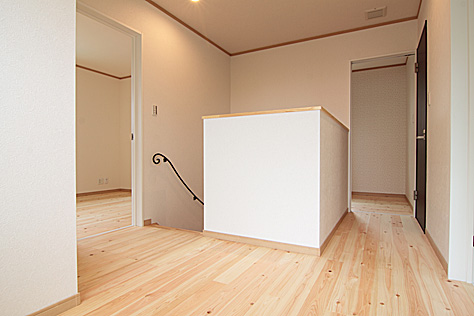 桧（ひのき）無垢フローリング　施工写真