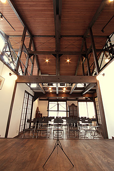 唐松（カラマツ）無垢羽目板 施工写真