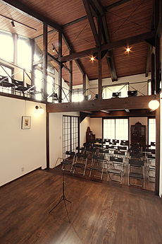 唐松（カラマツ）無垢羽目板 施工写真