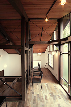 唐松（カラマツ）無垢羽目板 施工写真