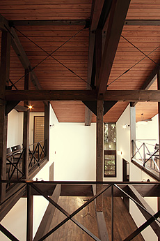 唐松（カラマツ）無垢羽目板 施工写真