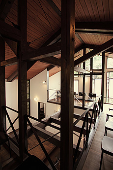 唐松（カラマツ）無垢羽目板 施工写真