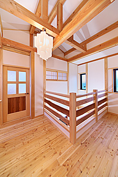 唐松（カラマツ・ラーチ）無垢フローリング　施工写真