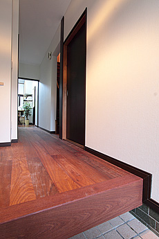 花梨（カリン）　無垢フローリング　施工写真