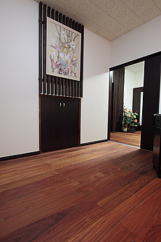 花梨（カリン）　無垢フローリング　施工写真