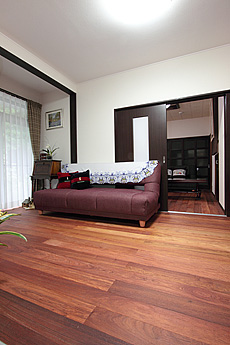 花梨（カリン）　無垢フローリング　施工写真