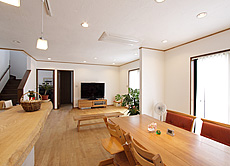 国産 栗（くり） 無垢フローリング　施工写真