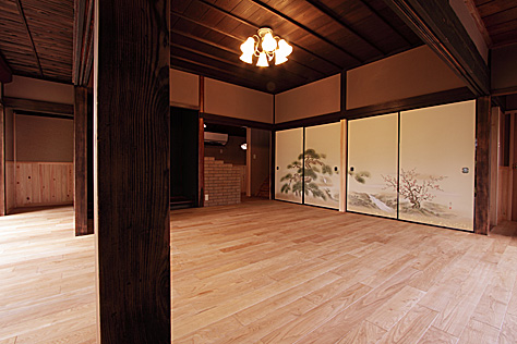 国産 栗（くり） 無垢フローリング　施工写真