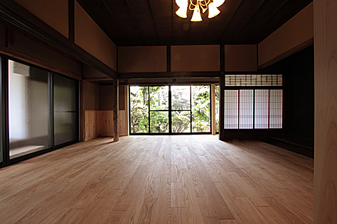 国産 栗（くり） 無垢フローリング　施工写真