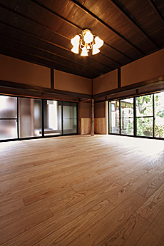 国産 栗（くり） 無垢フローリング　施工写真