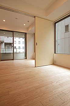 国産 栗（くり） 無垢フローリング　施工写真