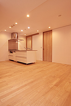 国産 栗（くり） 無垢フローリング　施工写真